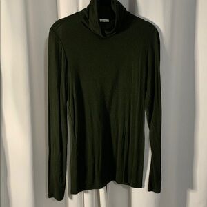 Fine Wilfred Dark Olive Long Sleeve Turtleneck